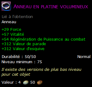 Anneau en platine volumineux